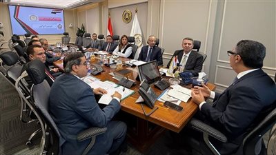 وزير التموين يتابع من غرفة العمليات المركزية استقرار الأسواق وتوافر السلع بعد تطبيق الأسعار الجديدة للمنتجات البترولية