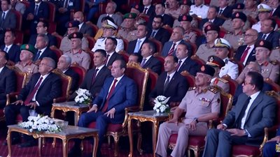  الندوة التثقيفية الـ 42 للقوات المسلحة.. الرئيس السيسي يشهد فيلما تسجيليا عن حرب أكتوبر