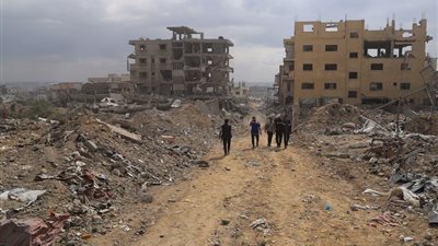 تصعيد عسكري في غزة يهدد وقف إطلاق النار.. ومساع أمريكية لاحتواء الأزمة