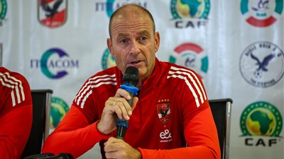 الأهلي يتحرك لحسم الصفقة الهجومية.. وبديل أبوعلي تحت رقابة توروب