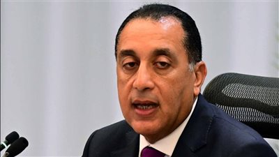 رئيس الوزراء يبدأ جولة ميدانية جديدة لتفقد وافتتاح عددٍ من المشروعات التنموية والخدمية بمحافظة السويس