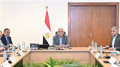 الدكتور سويلم: إستمرار إدارة الموقف المائي بصورة ديناميكية لتحديد التوقيتات المناسبة للتصرفات المائية