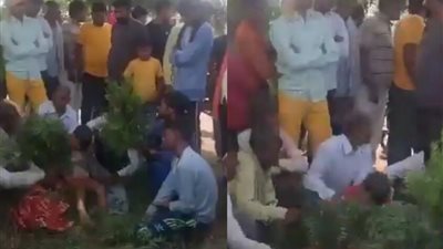 بدلا من الدفن.. عائلة هندية تحتفظ بجثة طفلها 4 أيام وتضربه بالأغصان أملا في عودة الروح إليه 