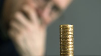 بينها دولة عربية .. أغنى 10 دول في العالم عام 2025 بناء على نصيب الفرد