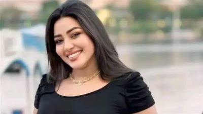 رغم تصاعد أزمتها مع زوجها السابق.. رحمة محسن تعود لإحياء حفل الهالوين