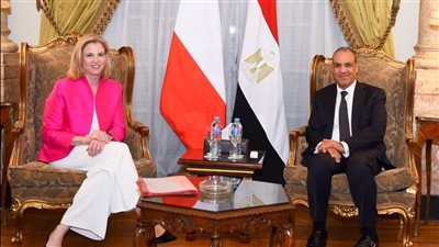  وزير الخارجية يلتقي وزيرة خارجية النمسا