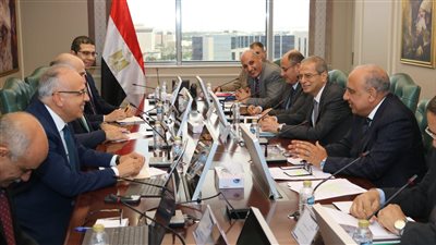 وزيرا الكهرباء والري يبحثان التنسيق والتعاون والعمل المشترك لتعظيم عوائد المحطات الكهرومائية 