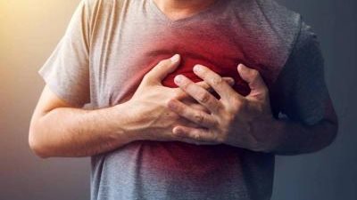 دراسة تكشف العلامات المبكرة للنوبات القلبية والسكتات الدماغية
