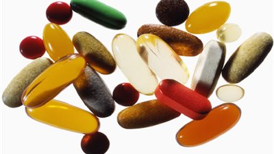 أدوية شائعة قد تستنزف جسمك من الفيتامينات والمعادن الأساسية
