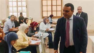 رئيس التمثيل التجاري يتفقد سير امتحانات مسابقة تعيين الملحقين التجاريين لعام 2025