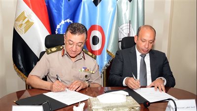 بروتكول تعاون بين القوات المسلحة وكلية طب القاهرة والهيئة العامة للتأمين الصحى الشامل 