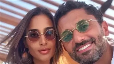 بعد أنباء انفصالها عن كريم محمود عبد العزيز.. مي عمر تدعم آن الرفاعي: 