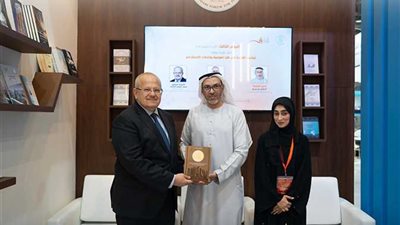 في معرض الشارقة الدولي للكتاب.. «الخشت» يدعو إلى قراءة تنقذ الوعي من فقاعات التطرف