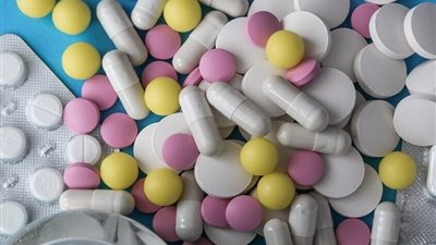 تعرف على مخاطر بلع أقراص الدواء