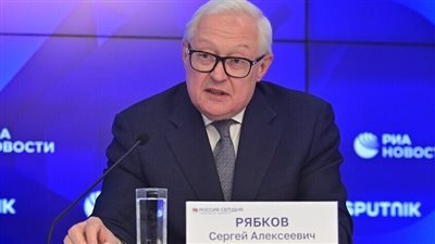 موسكو: إدارة ترامب تسعى إلى حل دائم لأزمة أوكرانيا