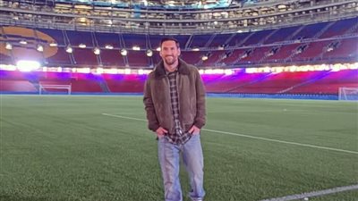 شاهد افتتاح ملعب 