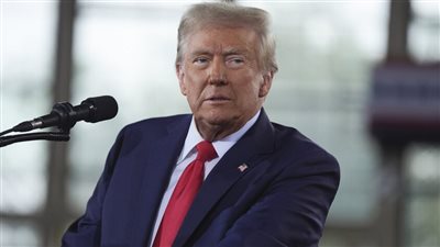 ترامب يدرس قرار تصنيف الإخوان كمنظمة إرهابية