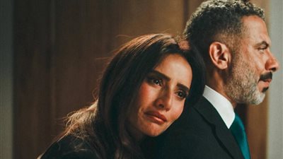 «ورد وشوكولاتة».. مشهد من المسلسل يثير أزمة| القصة كاملة