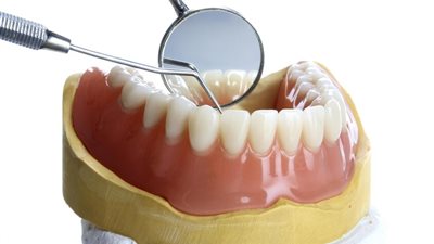 ابتسم بصحة.. علاج التهابات الأسنان يحمي القلب ويخفض السكري