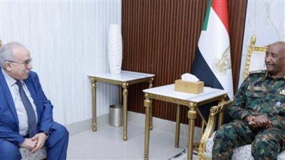 السودان.. البرهان يلتقي المبعوث الخاص للأمين العام للأمم المتحدة