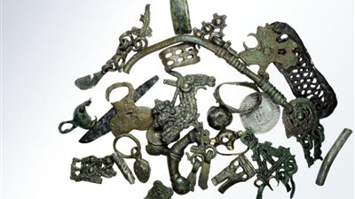 علماء آثار يكتشفون عادات دفن فريدة لشعب الميري في مقبرة روسية قديمة