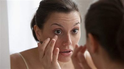 أسباب ارتعاش الجفن وطرق تخفيفه