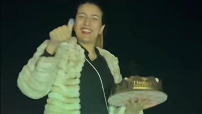 تفاصيل واقعة فتاة البشعة.. هل كان إعلان للدجال من البلوجر بوسي؟