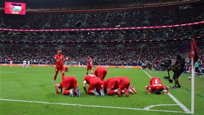 الأردن يتقدم على منتخب مصر بثنائية في الشوط الأول بكأس العرب