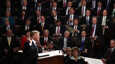 الكونغرس في مواجهة ترامب.. هل يقطع المشرّعون طريق الحرب على فنزويلا؟