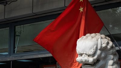 سفارة الصين لدى واشنطن: الذكاء الاصطناعي يمثل فرصا هائلة للعالم ومخاطر لا يمكن التنبؤ بها