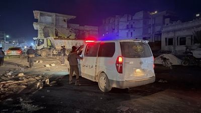 سوريا.. اكتشاف مقبرة جماعية داخل مبنى أمن الدولة سابقا بمدينة معرة النعمان في ريف إدلب 