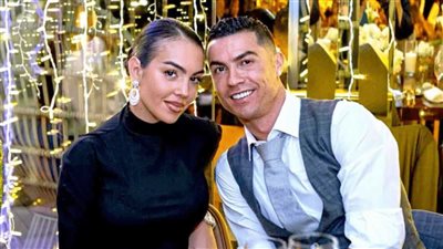 أقل ما يمكن تقديمه.. تعليق مثير من جورجينا على خاتم خطوبة كريستيانو رونالدو