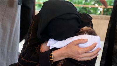 البرد القارس ينهي حياة رضيع في مخيم بخان يونس بجنوب قطاع غزة