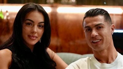 رونالدو يشتري فيلتين في السعودية.. المكان والسعر 