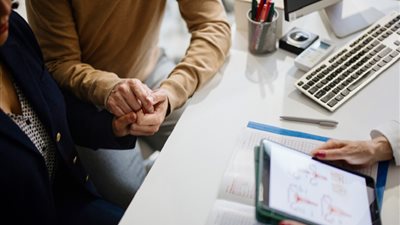 تطعيم الذكور.. خطوة حاسمة للحد من سرطان عنق الرحم