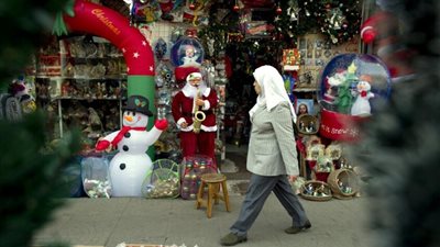 دار الإفتاء تحسم الجدل حول حكم تهنئة المسيحيين بعيد الميلاد