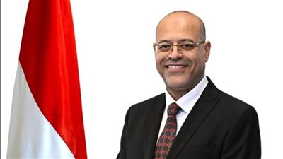 وزير العمل يعلن صرف منحة عيد الميلاد للعمالة غير المنتظمة