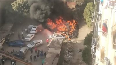 حريق 5 سيارات داخل جراج ببولاق الدكرور