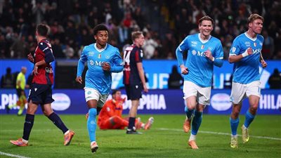 نابولي يقهر بولونيا ويتوج بكأس السوبر الإيطالي