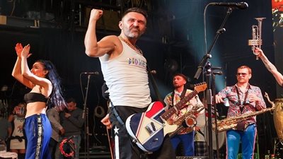 الفنانون الروس الأعلى أجرا في حفلات رأس السنة