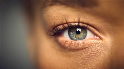 ارتعاش العينين.. متى يستدعي القلق؟