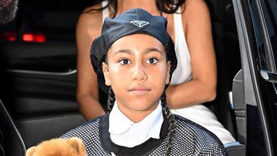 اختفاء صفحة ابنة كيم كارداشيان بعد موجة انتقادات واسعة