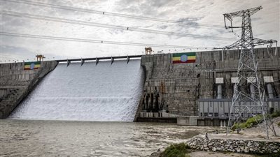 القاهرة تحذر من الإجراءات الأحادية في حوض النيل وتلوح بتدابير تحمي أمنها المائي