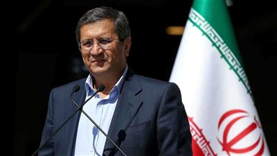 على وقع الغليان الشعبي.. استقالة معاون البنك المركزي الإيراني