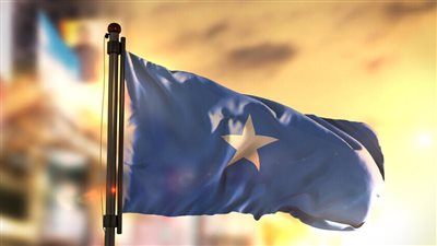 الصومال يحقق في استخدام أراضيه لعبور رئيس المجلس الانتقالي الجنوبي عيدروس الزبيدي