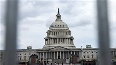 سيناتورة أمريكية تطالب سفيرة أوكرانيا بتوضيح سبب مصادرة الكنائس