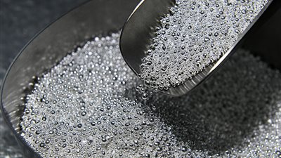 سعر الفضة يكسر حاجز 85 دولارا لأول مرة في التاريخ