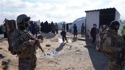 الجيش السوري: قسد تركت حراسة مخيم الهول وأطلقت المحتجزين