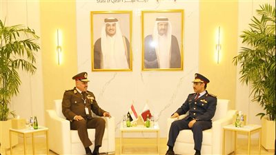 الفريق أحمد خليفة رئيس أركان حرب القوات المسلحة يعود إلى أرض الوطن عقب مشاركته فى فعاليات معرض ومؤتمر الدوحة للدفاع البحرى 