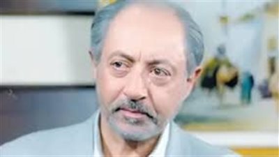 الحالة الصحية للفنان عبد العزيز مخيون بعد جراحة في المخ